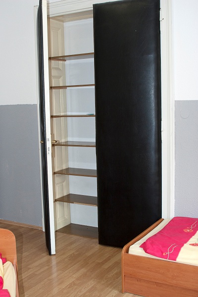 room-08-view-02