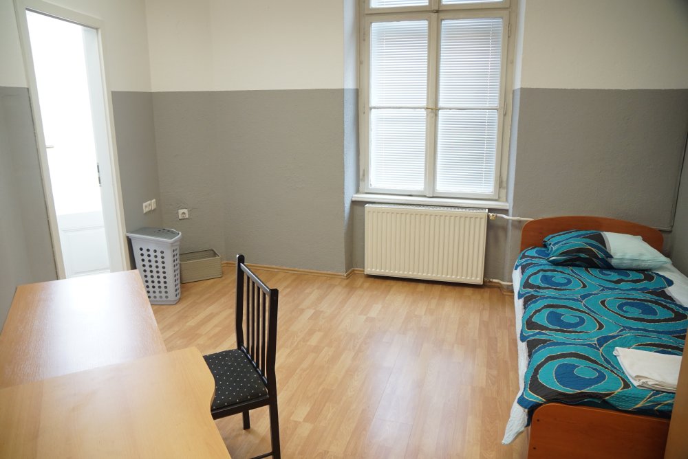room-08-4